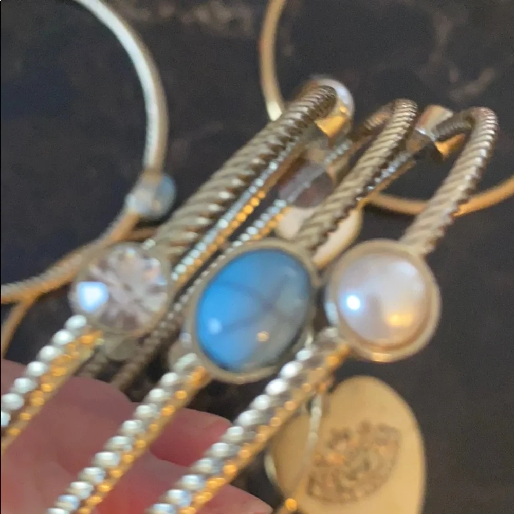 Juicy Couture bangle set - Picture 6 of 6